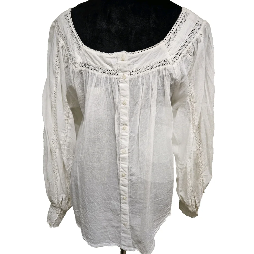 Elegant White Lace Trim Blouse-NWT- Size Medium - Picture 9 of 15